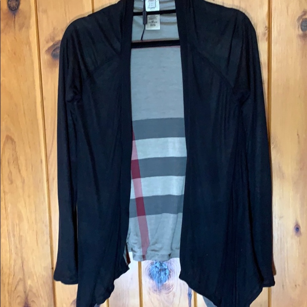 Burberry wrap black signature stripe reverse small